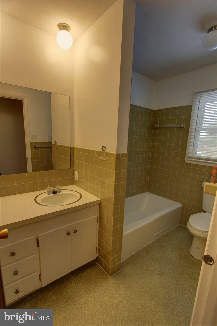 4602 Harwich Road Harrisburg, PA 17109 - Photo 12 of 25 Gallery Image 12