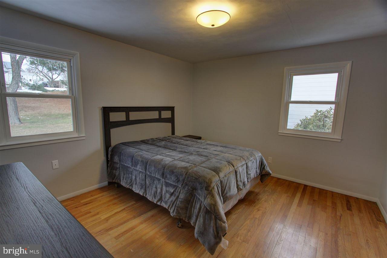 4602 Harwich Road Harrisburg, PA 17109 - Photo 8 of 25 Gallery Image 8