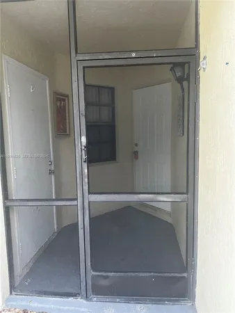 $2,000 | 802 Constitution Drive, Unit 802B, Homestead, FL 33034