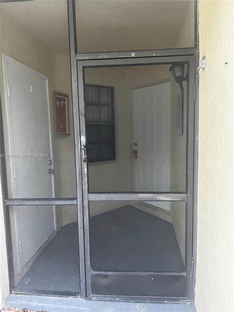 802 Constitution Drive, Unit 802B Homestead, FL 33034 - Photo 10 of 11