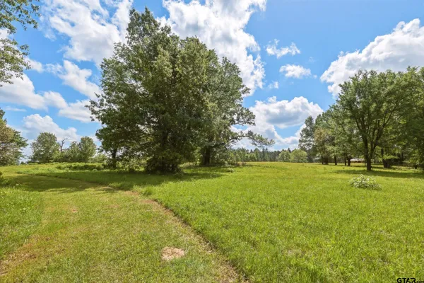 $449,000 | 1542 County Road 1018, Mount Vernon, TX 75457