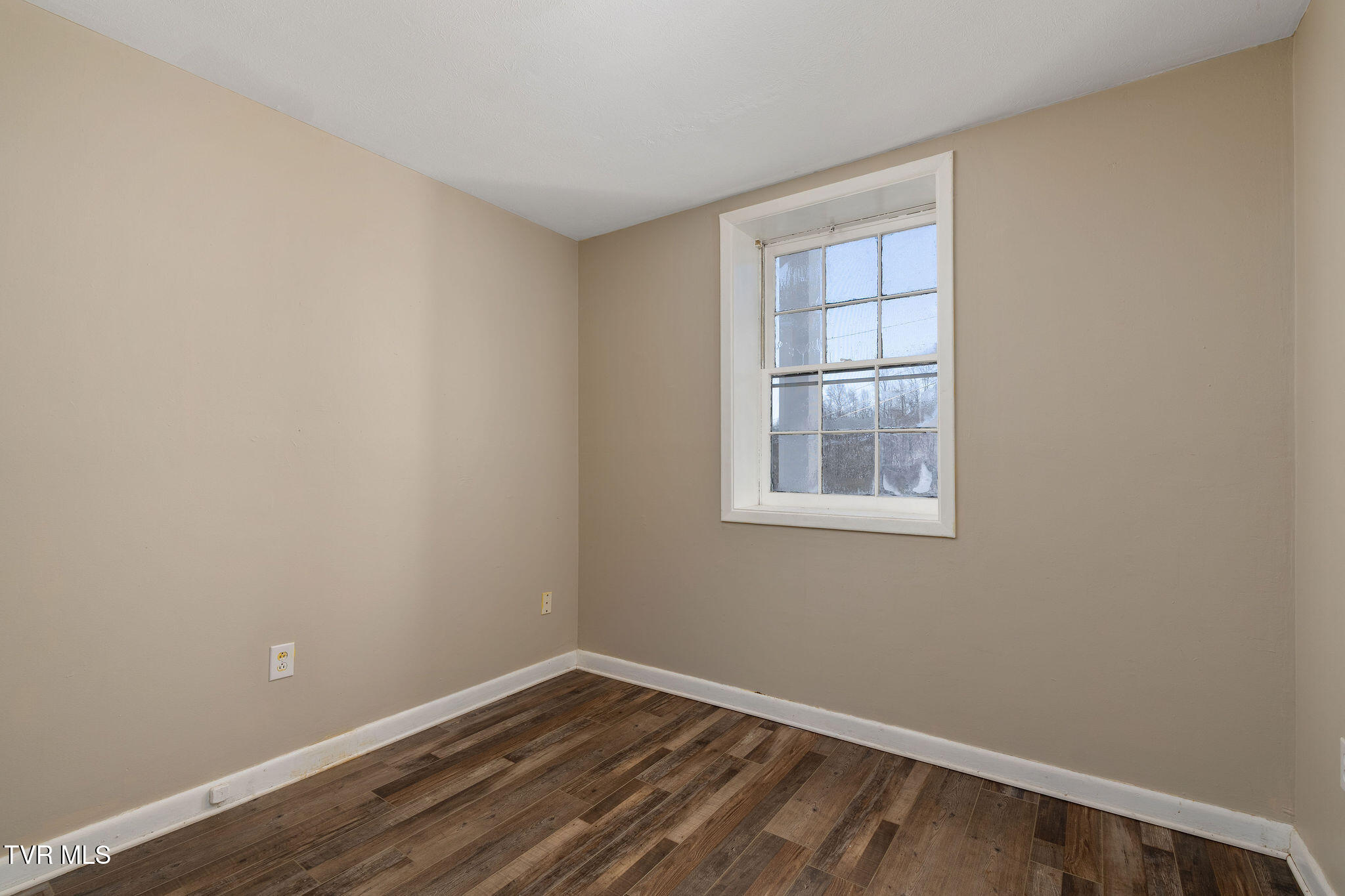 4033 Harbor Chapel Road, Unit 1 Kingsport, TN 37664 - Photo 26 of 46 DSC09883