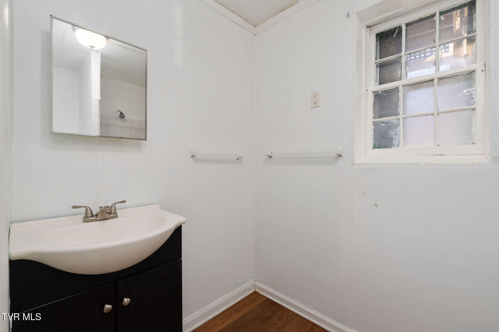 4033 Harbor Chapel Road, Unit 1 Kingsport, TN 37664 - Photo 42 of 46 DSC09983