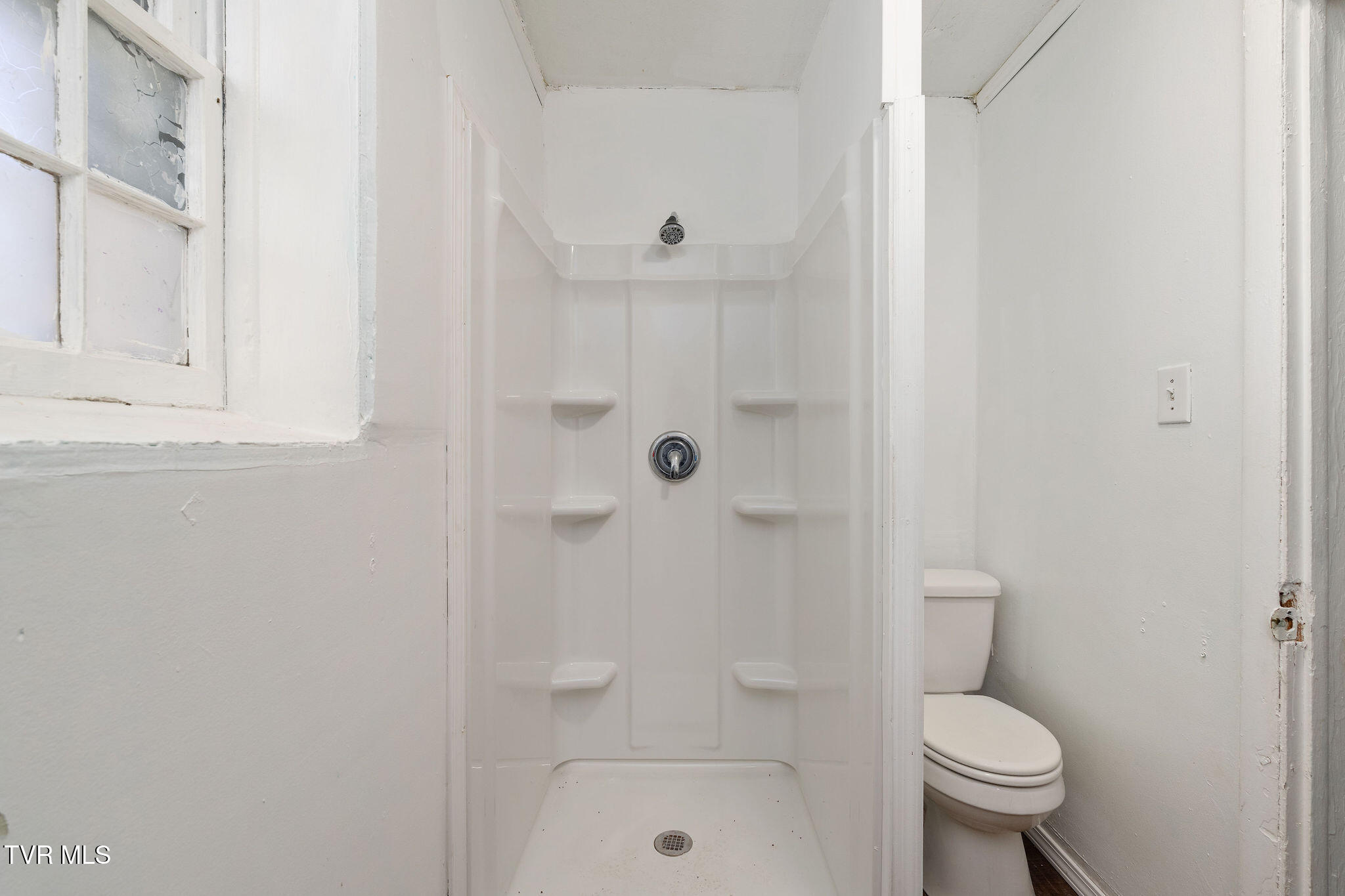 4033 Harbor Chapel Road, Unit 1 Kingsport, TN 37664 - Photo 43 of 46 DSC09987