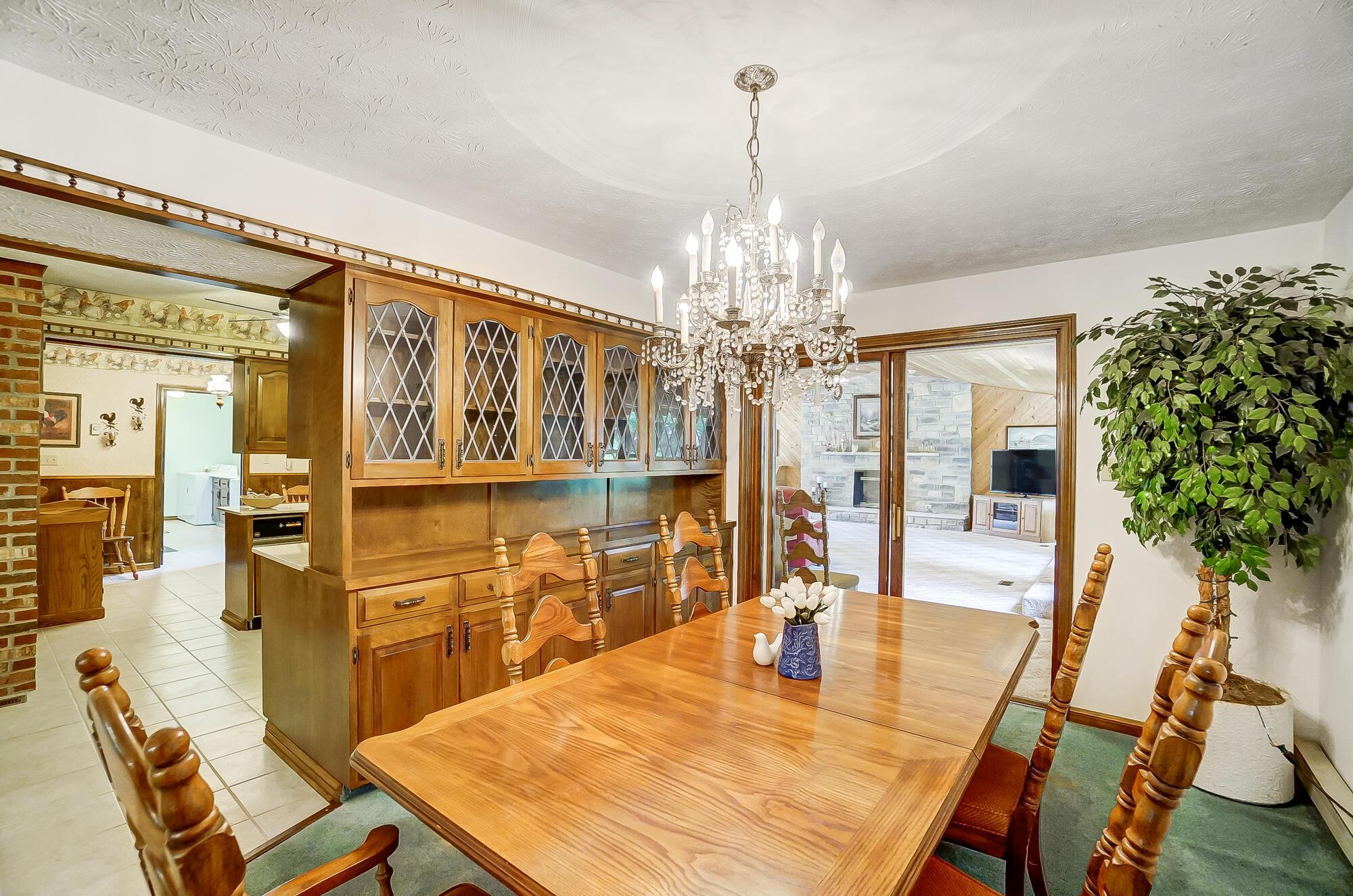 4540 Goodson Road West Jefferson, OH 43162 - Photo 27 of 82 Dining Room