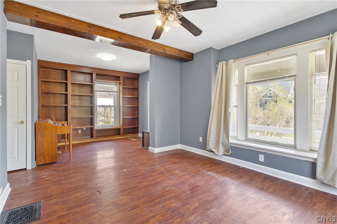 125 Kensington Road Syracuse, NY 13210 - Photo 11 of 44