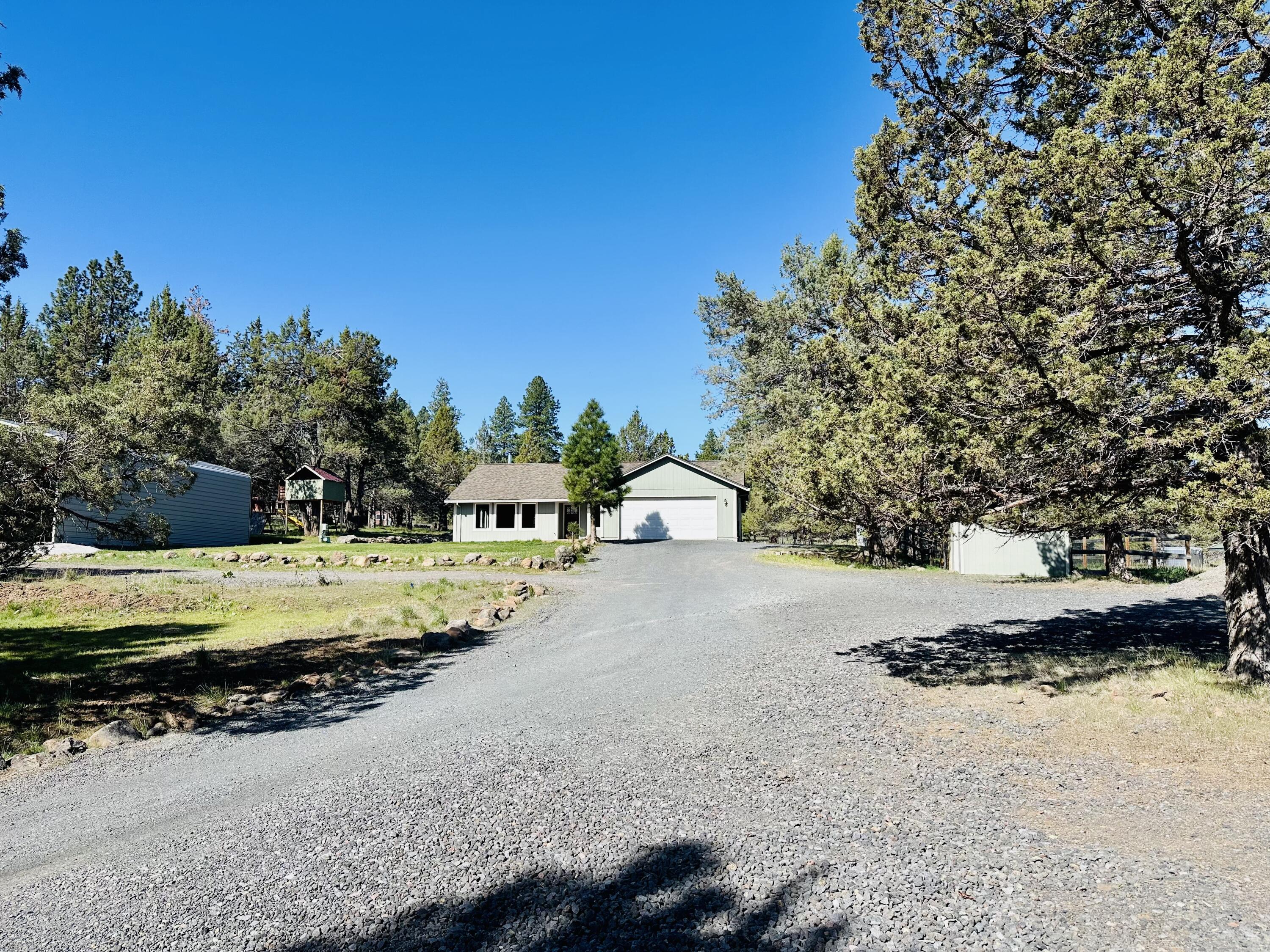 16524 Fieldcrest Road Klamath Falls, OR 97603 - Photo 51 of 58 IMG_9327
