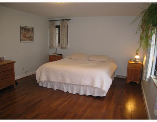 247 Cascade Road Forest Hills, PA 15221 - Photo 11 of 18 Master Bedroom.