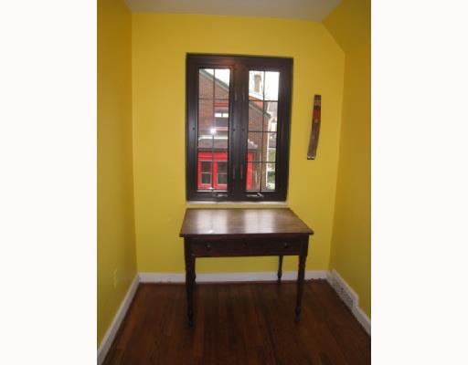247 Cascade Road Forest Hills, PA 15221 - Photo 16 of 18 Den/Family/Great Room.
