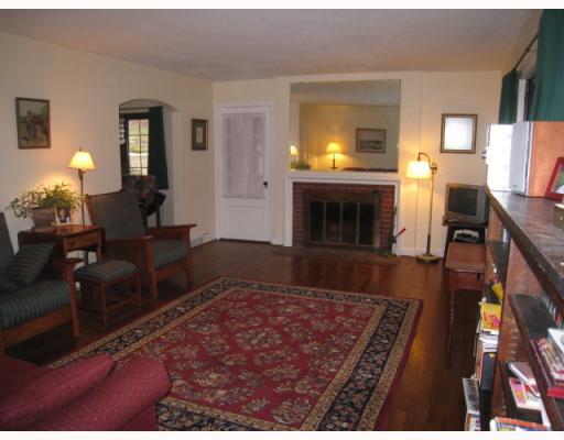 247 Cascade Road Forest Hills, PA 15221 - Photo 6 of 18 Living Room.
