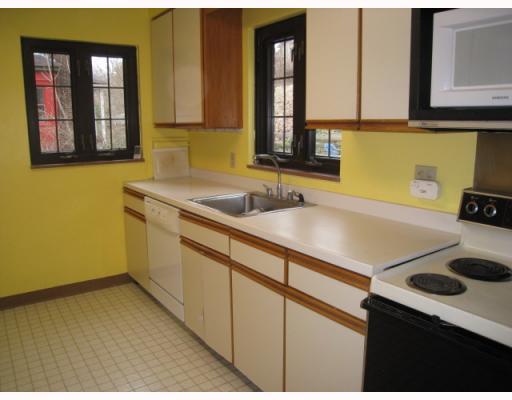 247 Cascade Road Forest Hills, PA 15221 - Photo 9 of 18 Kitchen.