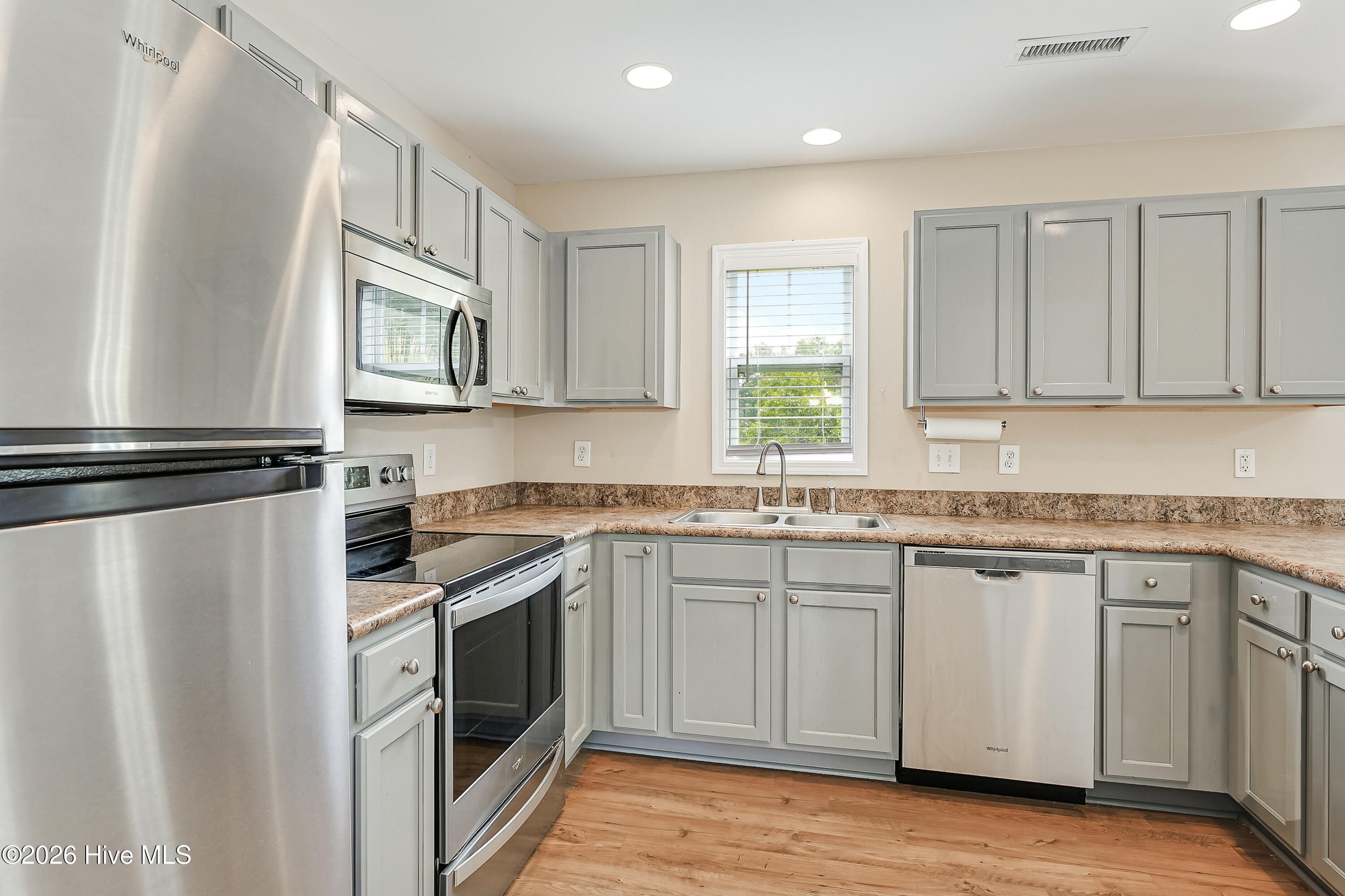 1261 South Brook Road Leland, NC 28479 - Photo 9 of 20 A7400464_2