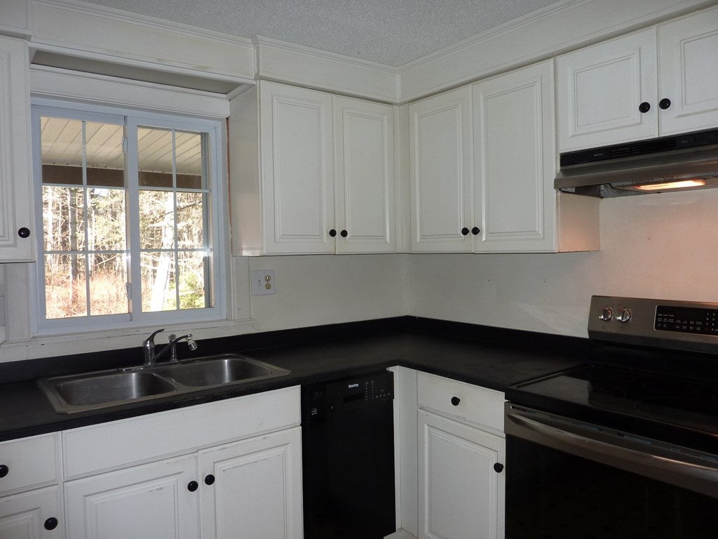 333 Burnett Road Southwest Meadows Of Dan, VA 24120 - Photo 12 of 30 Gallery Image 12