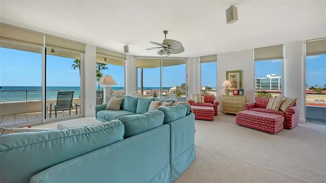 $3,250,000 | 4561 Gulf Of Mexico Drive, Unit 202, Longboat Key, FL 34228