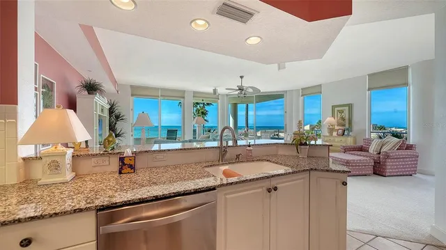 $3,250,000 | 4561 Gulf Of Mexico Drive, Unit 202, Longboat Key, FL 34228