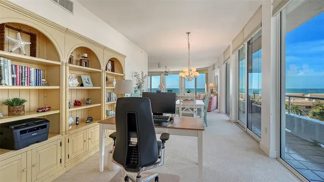$3,250,000 | 4561 Gulf Of Mexico Drive, Unit 202, Longboat Key, FL 34228