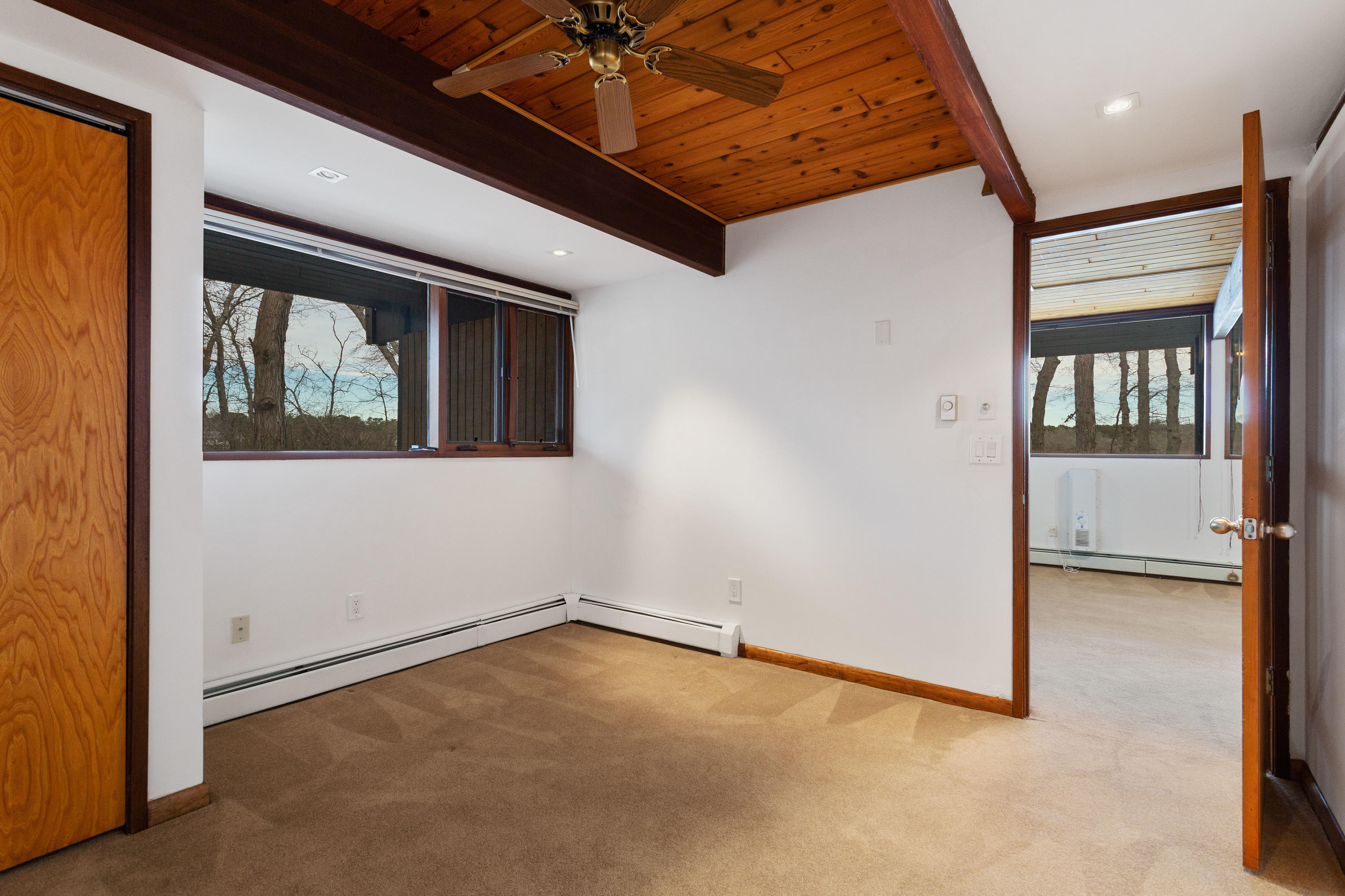 278 Huckins Neck Road Centerville, MA 02601 - Photo 44 of 52 an empty room with windows