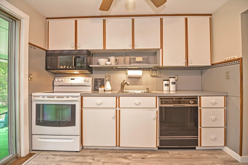 212 Shaw Farm Road Holliston, MA 01746 - Photo 16 of 40 Gallery Image 16