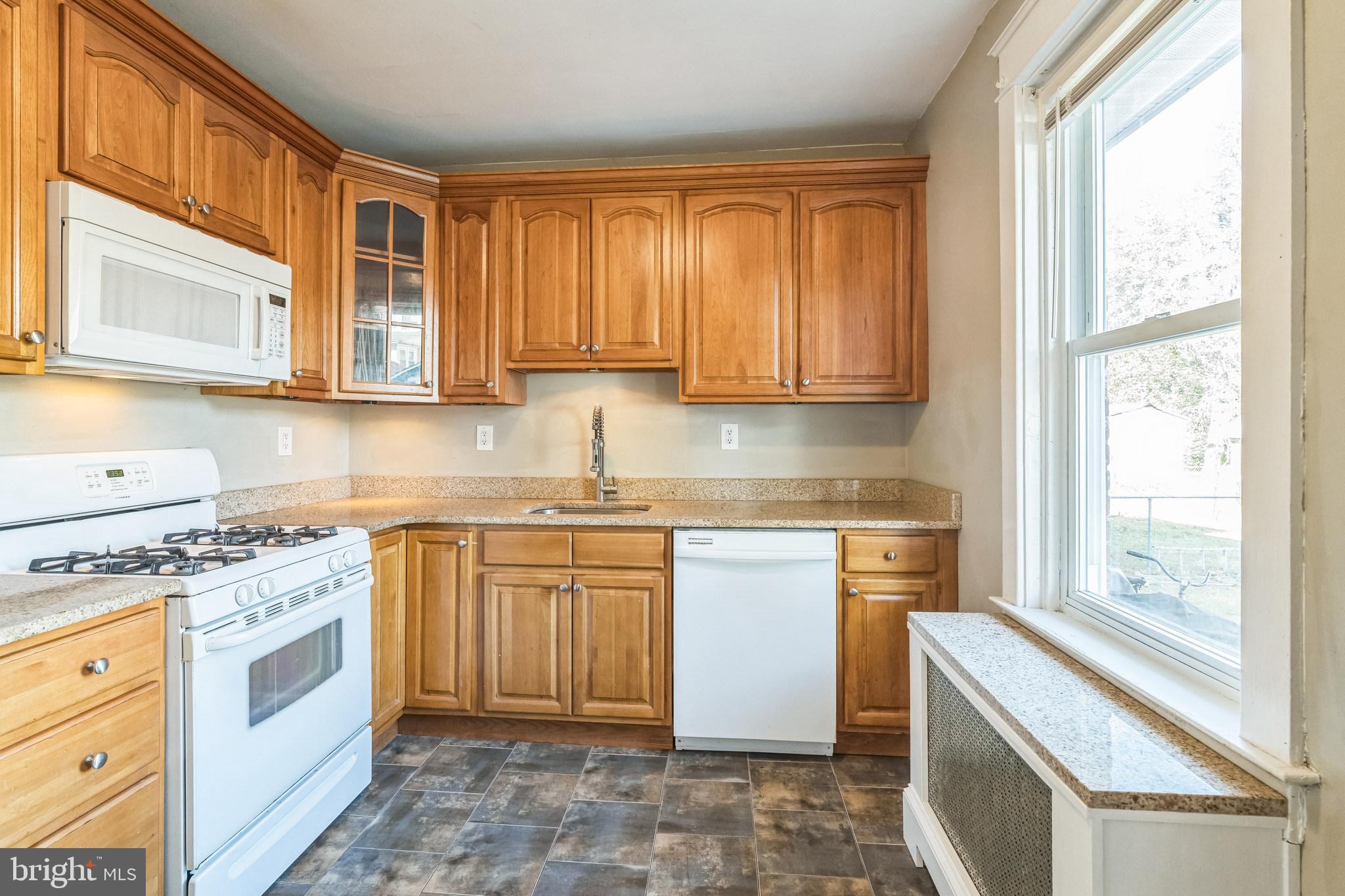 169 East Avon Road Brookhaven, PA 19015 - Photo 14 of 33 Gallery Image 14