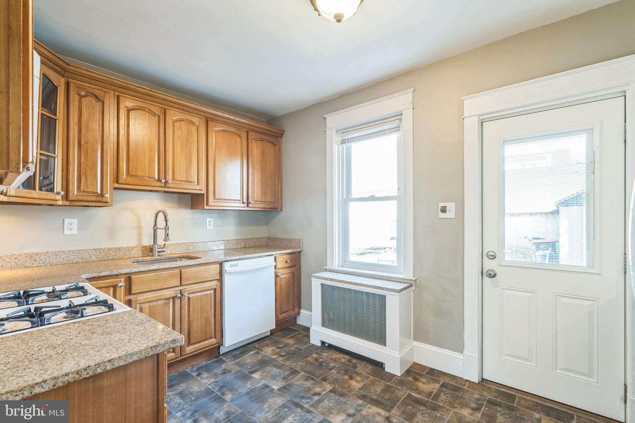 169 East Avon Road Brookhaven, PA 19015 - Photo 17 of 33 Gallery Image 17