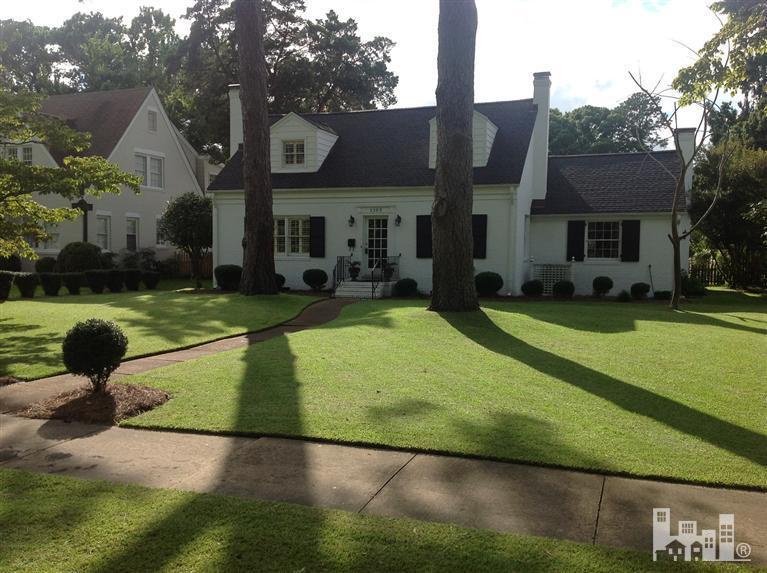 1202 Country Club Road Wilmington, NC 28403 - Photo 1 of 9 Primary Photo