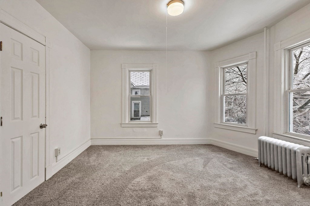 41 Forest Street Springfield, MA 01108 - Photo 17 of 26