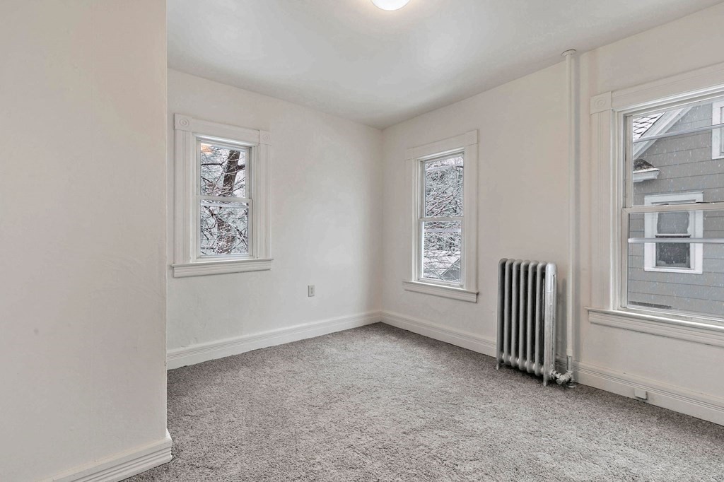 41 Forest Street Springfield, MA 01108 - Photo 19 of 26