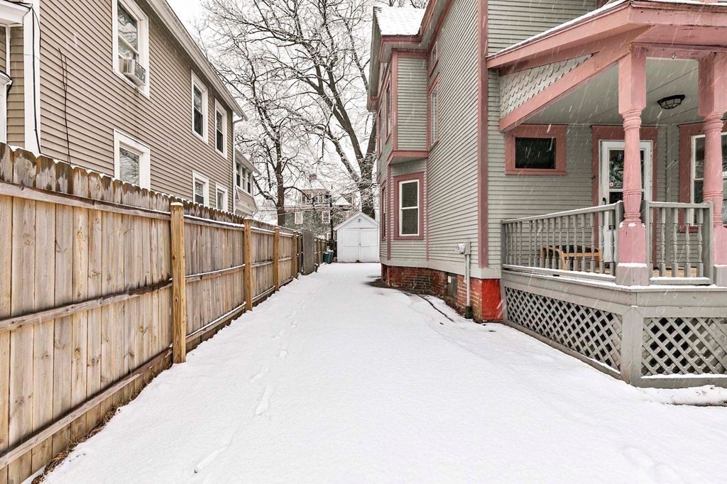41 Forest Street Springfield, MA 01108 - Photo 23 of 26