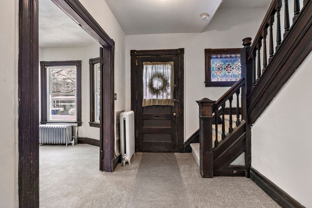 41 Forest Street Springfield, MA 01108 - Photo 3 of 26