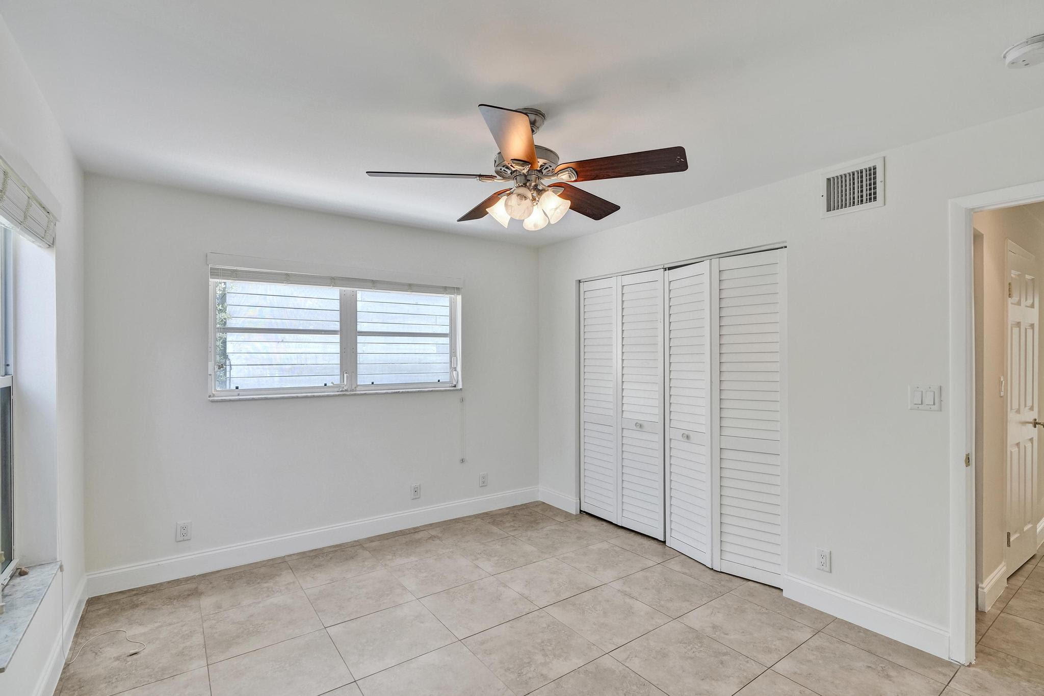 1717 North Riverside Drive, Unit 1 Pompano Beach, FL 33062 - Photo 19 of 28 1717 11