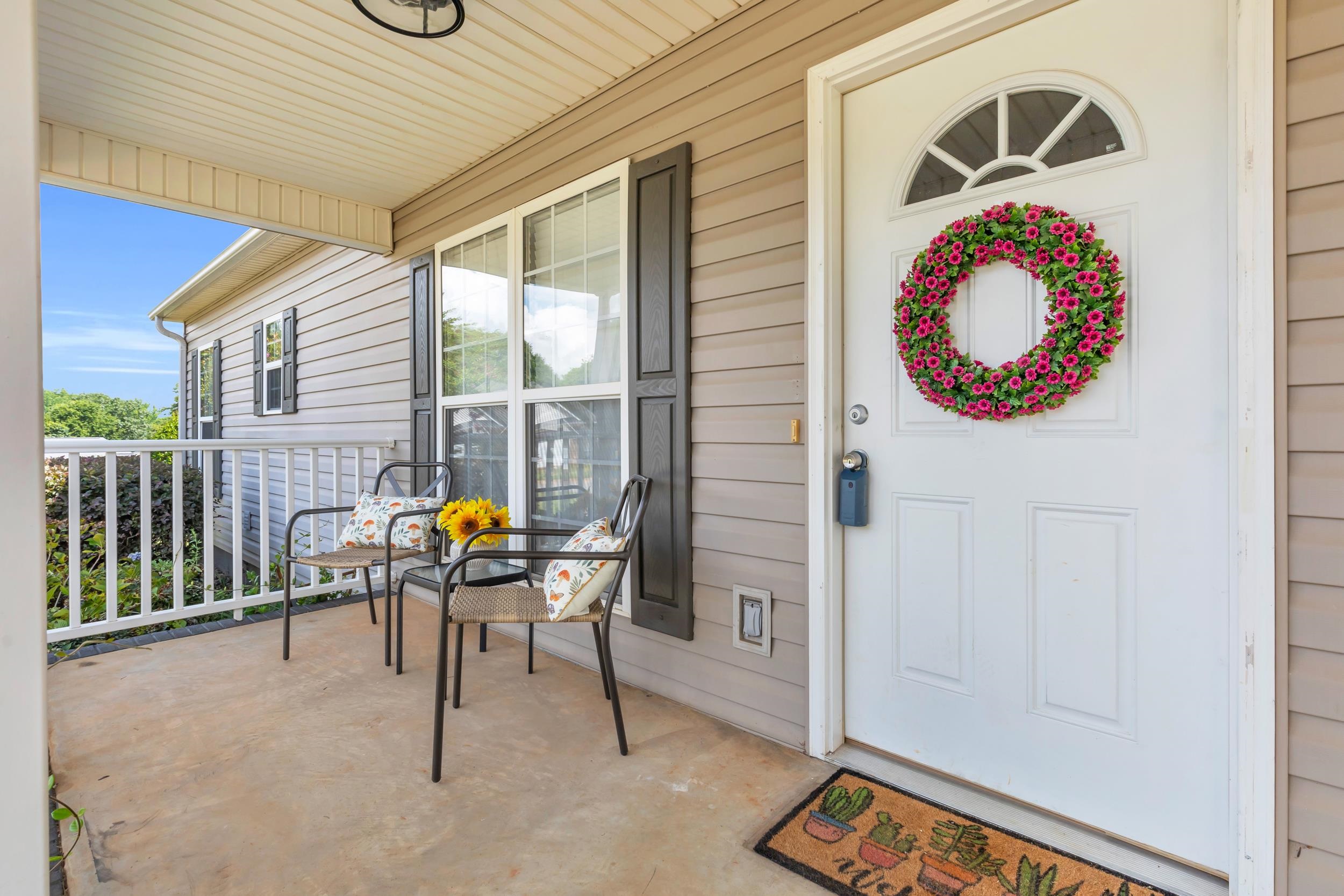 330 Split Oak Lane Inman, SC 29349 - Photo 2 of 26