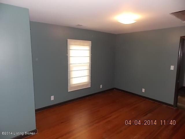 5116 Reed Avenue Louisville, KY 40214 - Photo 7 of 23 DSCN3163