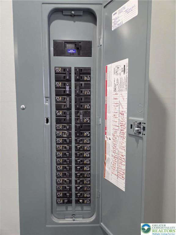 253 East Abbott Street Lansford, PA 18232 - Photo 39 of 43 a close up of a mirror