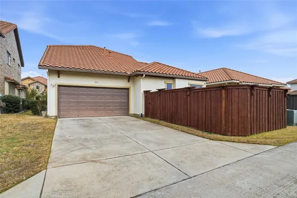 $3,600 | 838 San Clemente, Irving, TX 75039