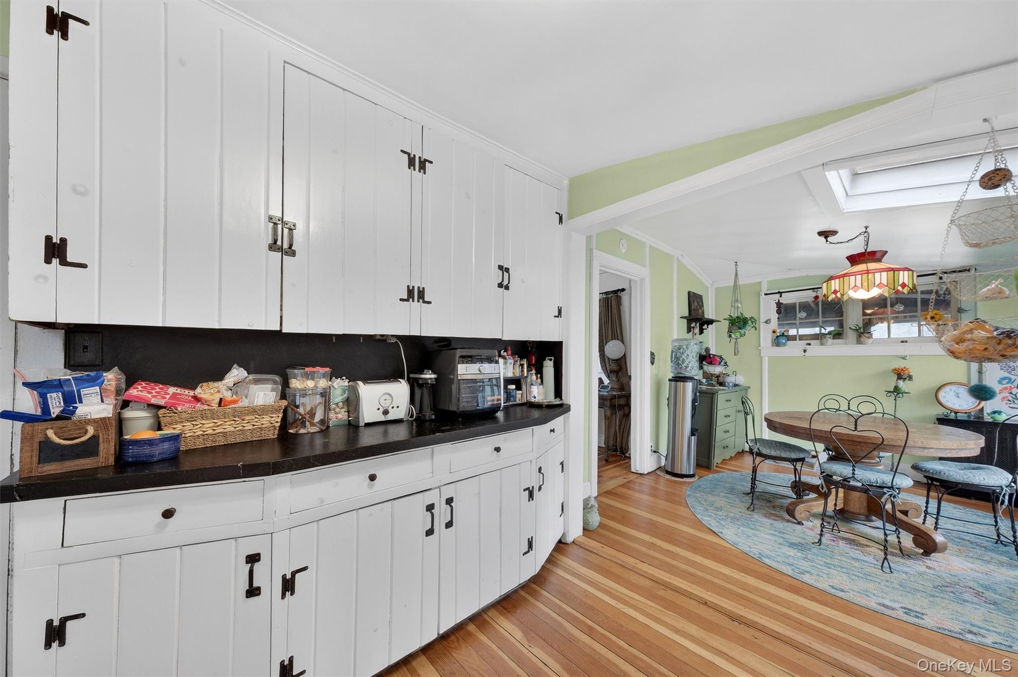 13 Perry Trail Carmel, NY 10512 - Photo 17 of 49 A bright, cheerful kitchen with a clean black & white aesthetic