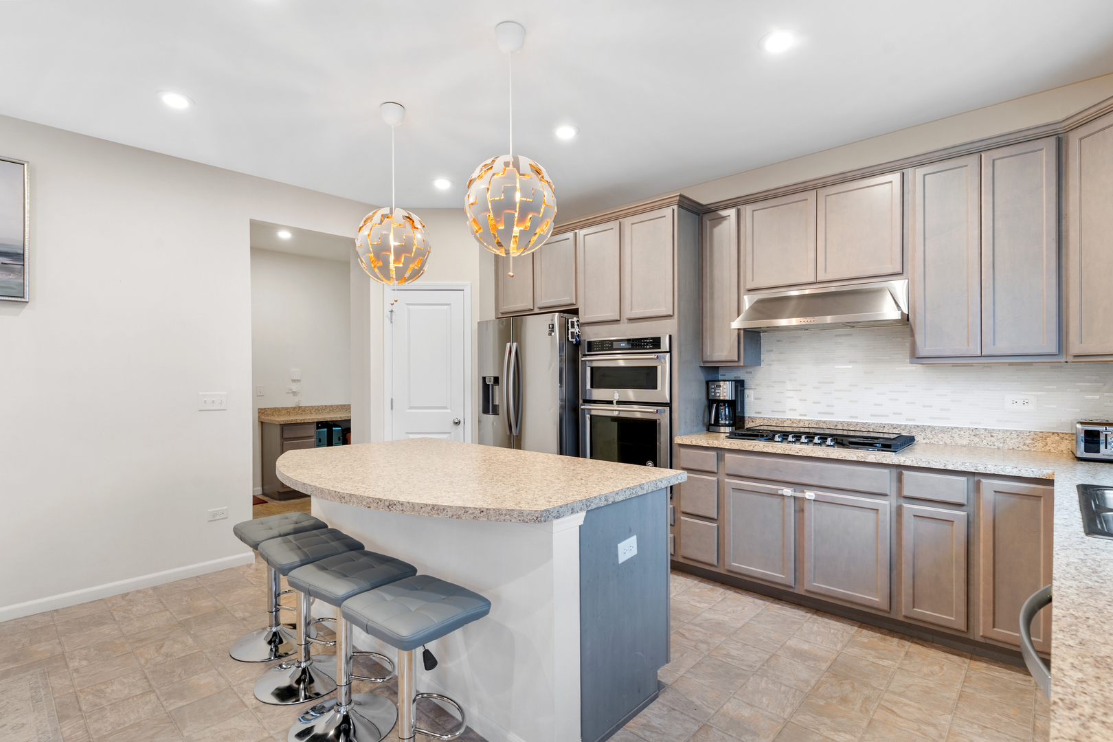 12455 South Compass Avenue Plainfield, IL 60585 - Photo 12 of 28