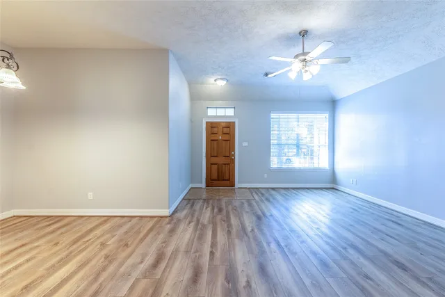 $1,700 | 11510 Alcott Drive, Montgomery, TX 77356