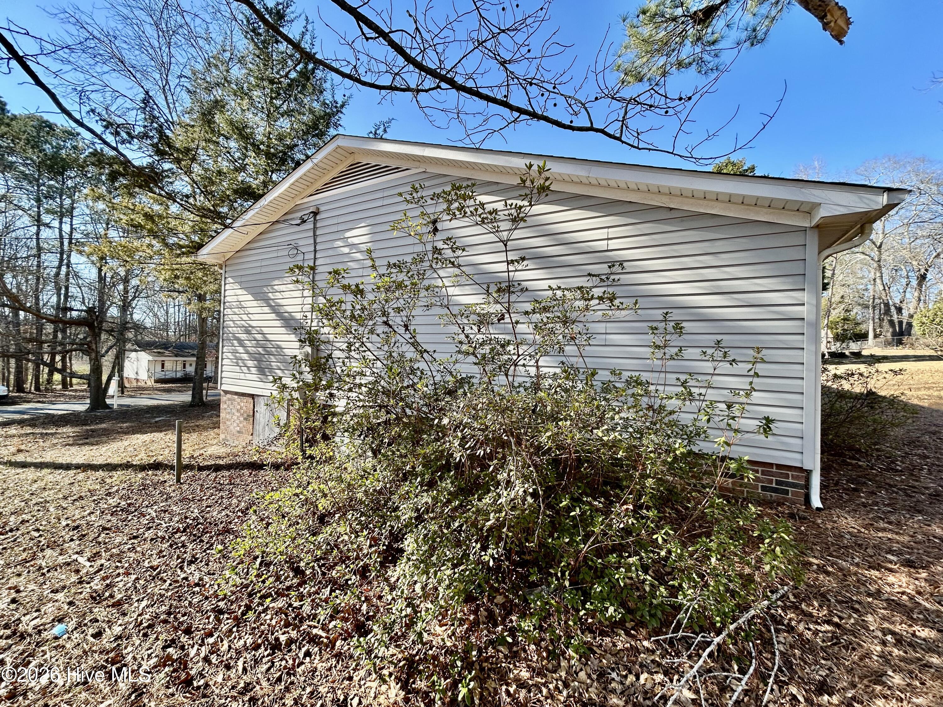 906 Cypress Street Rockingham, NC 28379 - Photo 17 of 19 IMG_7403