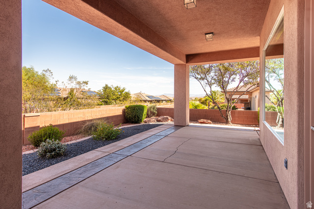322 340 E Street Ivins, UT 84738 - Photo 50 of 61 Expansive covered patio featuring concrete flooring, a decorative stamped concrete border, and recessed lighting