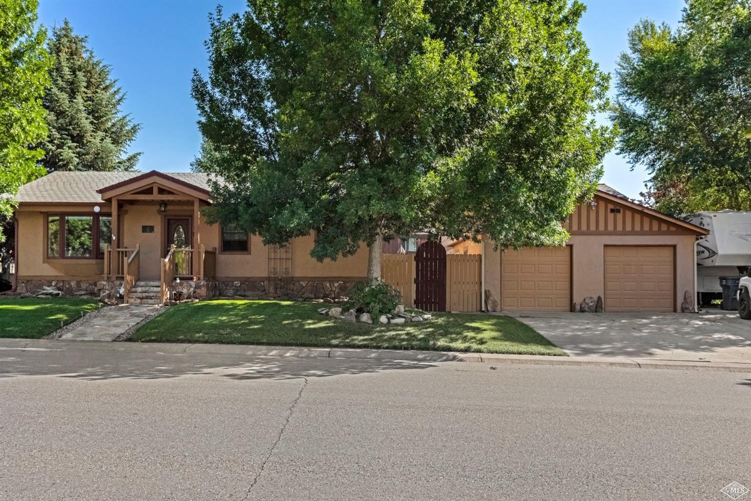 118 River View Road Gypsum, CO 81637 - Photo 1 of 23 Primary Photo