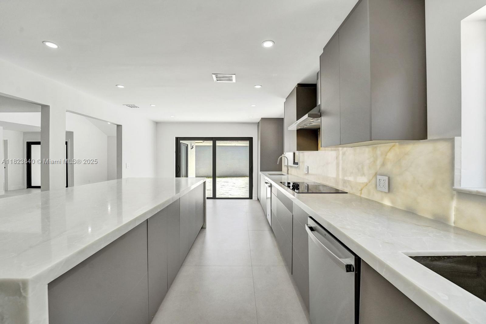 7340 Andorra Place Boca Raton, FL 33433 - Photo 18 of 99