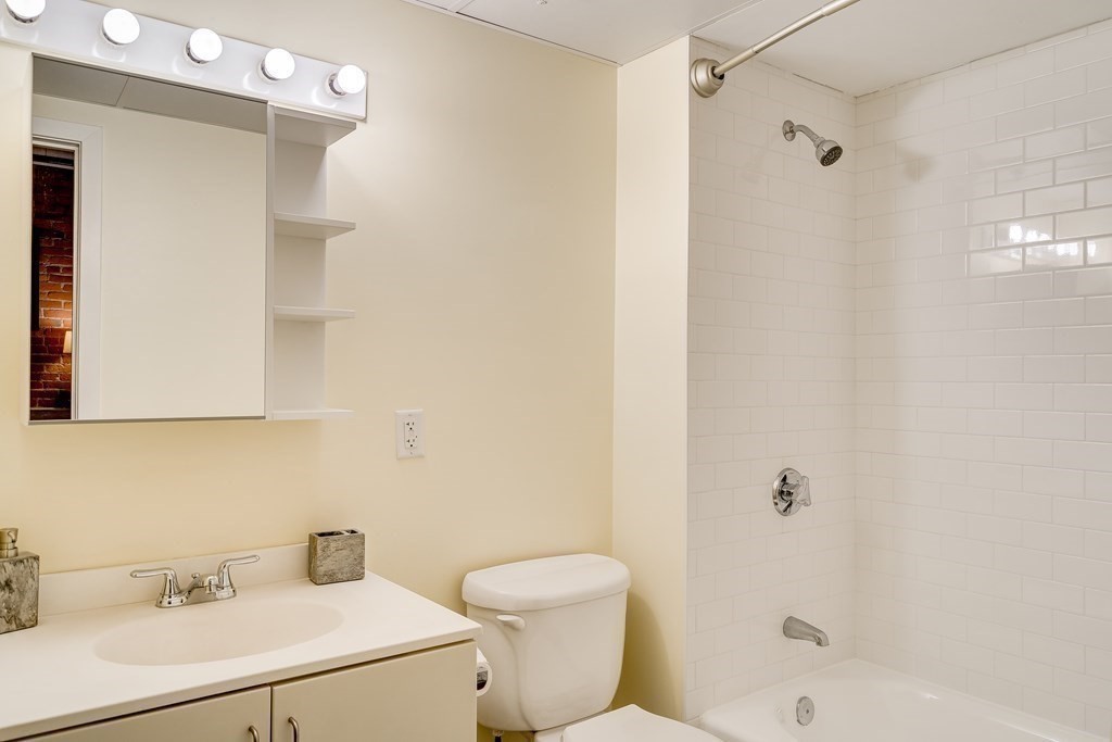 210 Broadway, Unit 101 Everett, MA 02149 - Photo 16 of 21