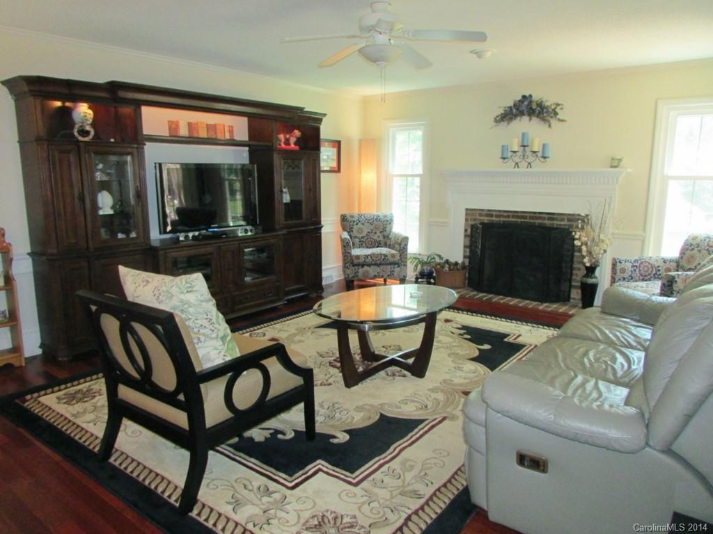 1677 Double Oaks Road Fort Mill, SC 29715 - Photo 4 of 16