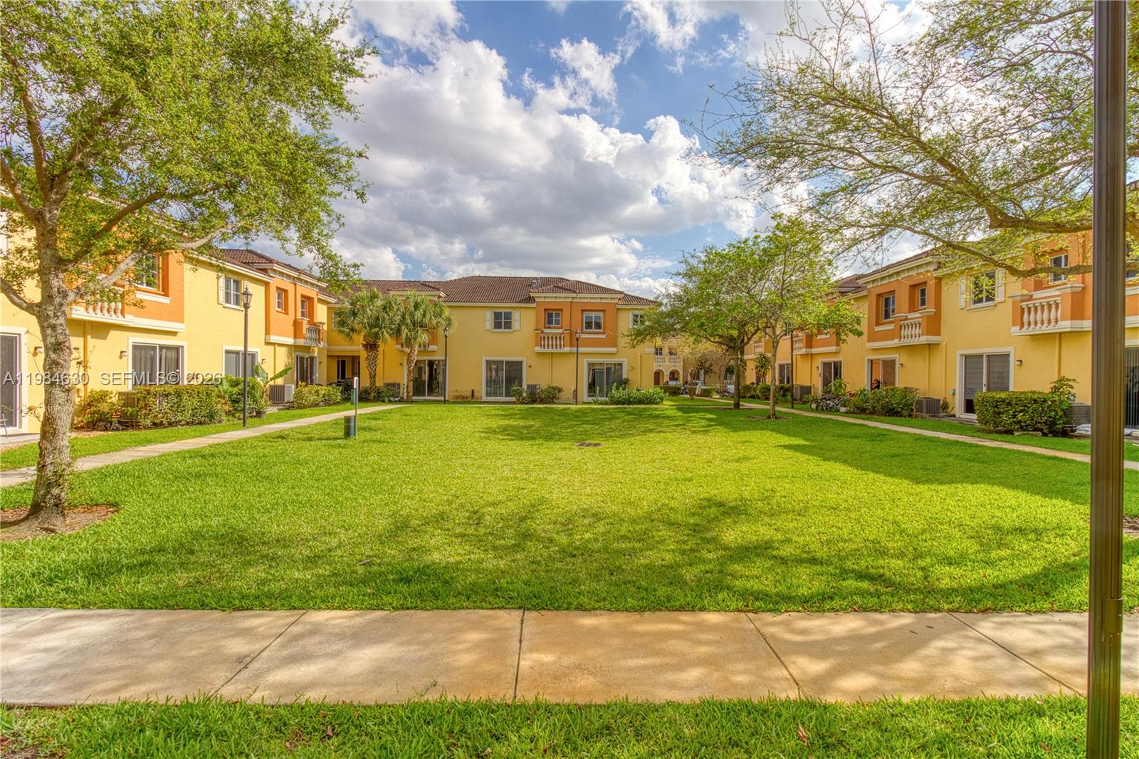 8920 Southwest 18th Street Miramar, FL 33025 - Photo 15 of 39