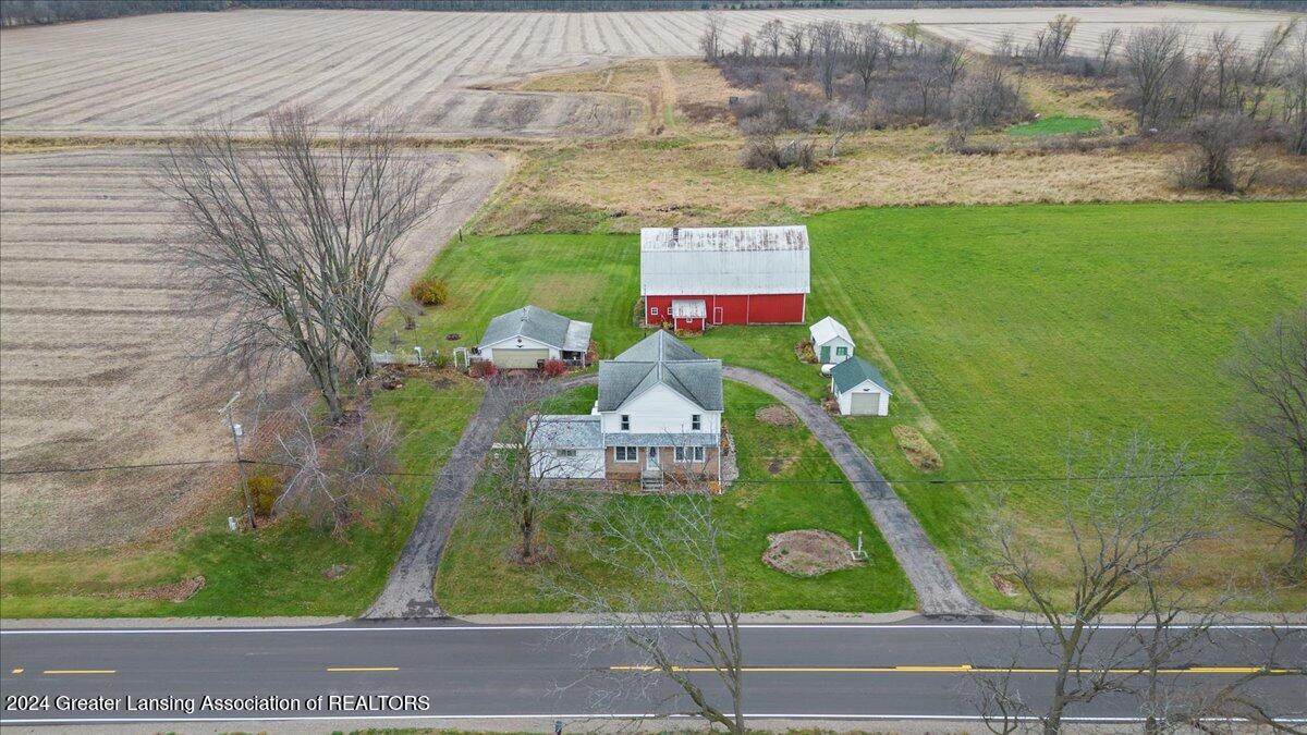 11739 Oneida Road Grand Ledge, MI 48837 - Photo 32 of 36 03-Media Jett - 01