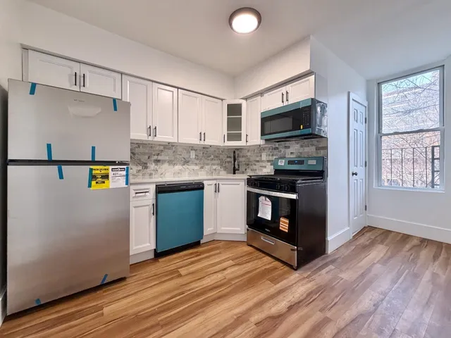 $1,980 | 212 15th Street, Unit 4, Jersey City, NJ 07310