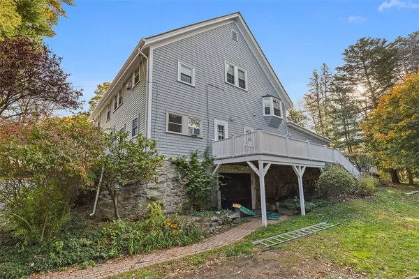 $2,300 | 6 Chase Lane, Lincoln, RI 02865