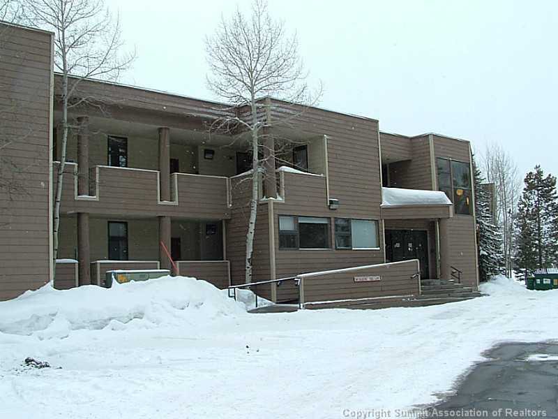24 River Run Road, Unit 2919 Keystone, CO 80435 - Photo 3 of 20 Exterior Front. River Bank Lodge, #2919 is on top floor in this photo.