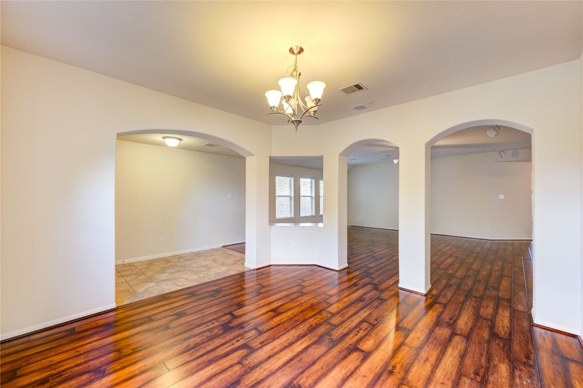 2922 Halcyon Time Trail Houston, TX 77045 - Photo 17 of 50