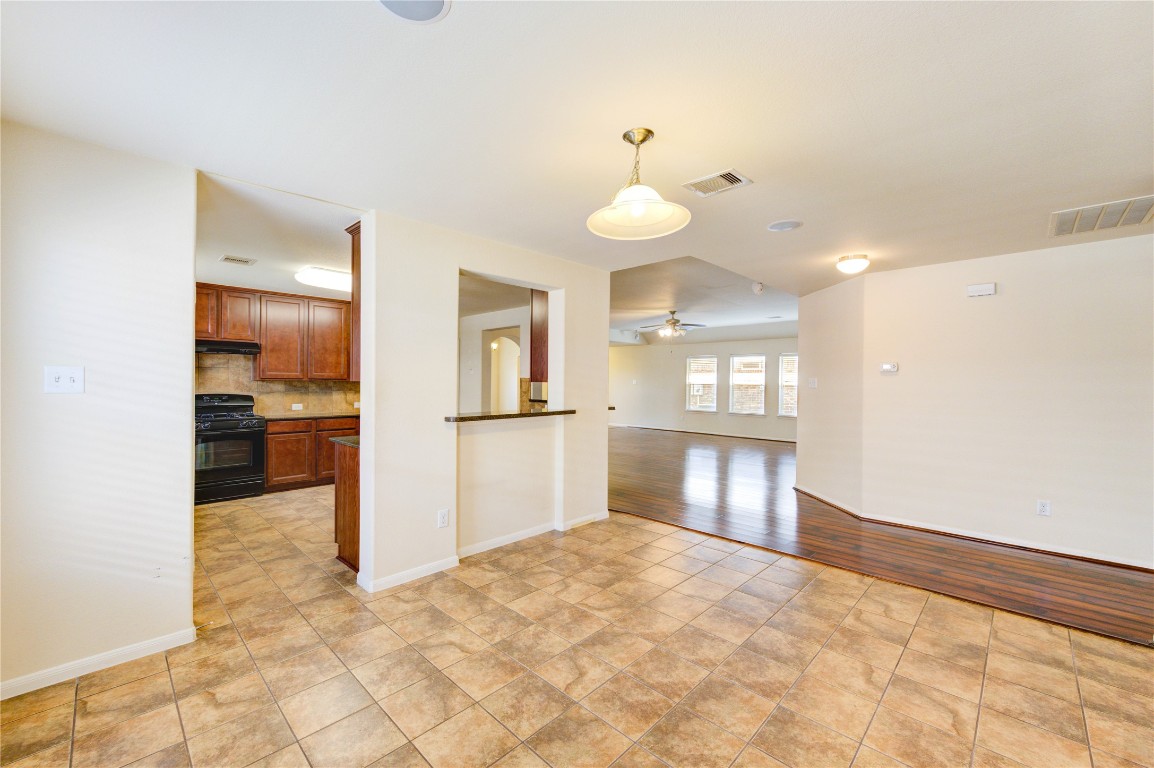 2922 Halcyon Time Trail Houston, TX 77045 - Photo 28 of 50
